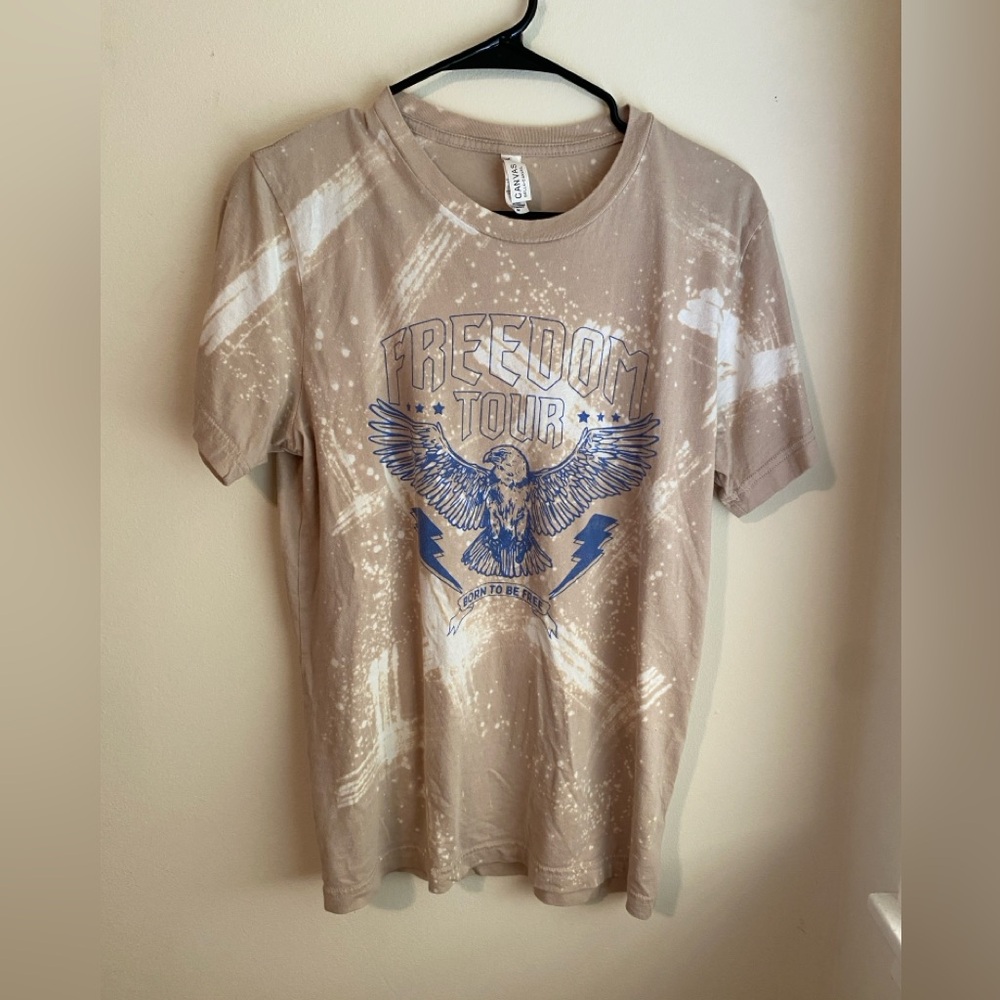 Canvas short sleeve graphic tee